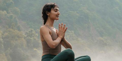 原来恼人的色斑，不是只有晒太阳才有，内分泌失调也是原因之一。想从日常开始调整预防色斑，就快跟着文章一起看看怎么做吧。