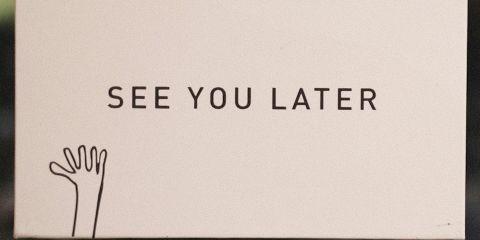 是否经常感觉到自己的皮肤逐渐失去弹性,开始出现松弛的迹象?随着年龄的增长,皮肤松弛成了一个无法避免的现象,但现代美容科技的进步已经为我们提供了许多抗老的选择。现在就跟着本篇文章一起来了解一下吧!