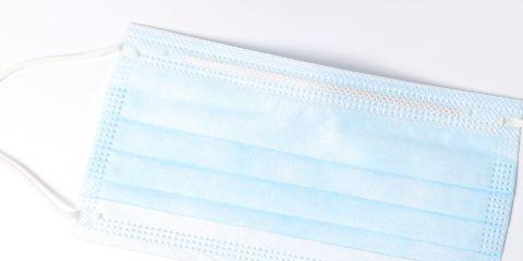 疫情期间,口罩肌肤成了我们的第二张脸!习惯了口罩保护,现在要以真面目示人,竟还有点小害羞?但在戴口罩的日子里,你的肌肤是不是也有小小的抗议呢?现在就让本篇文章来告诉你口罩下肌肤的秘密吧。