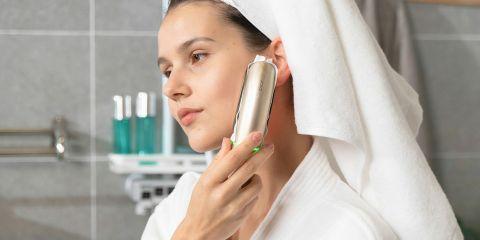 皮肤为人体最大的器官,也是人体抵御外界刺激的第一道防线!而肌肤可以分层三层,最外层就是「表皮层」。今天就让本篇文章带你一起了解表皮层的结构与功能吧。